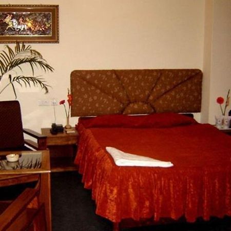 The Sikkim Continental Hotel Gangtok Bagian luar foto